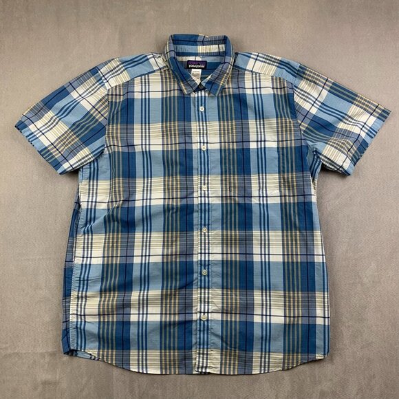 Patagonia Mens Shirt XL Blue Plaid Button Up Short Sleeve Nylon Blend Outdoor - Picture 1 of 7